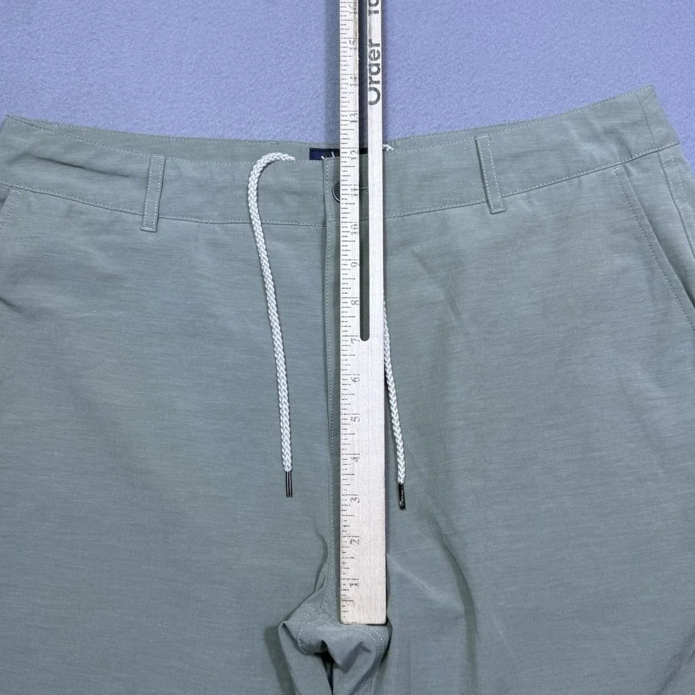 Faherty All Day Shorts Mens 35 Sage Green Golf Athleisure Normcore Dadcore USA